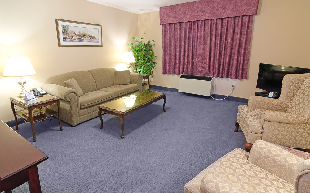 Coastal Inn Dartmouth Extérieur photo